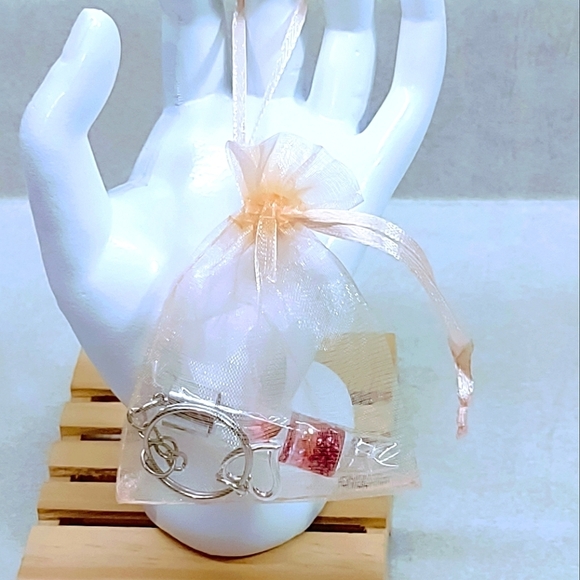 PINK FLOWER SPARKLE DUST HEART DANGLE GLASS BOTTLE STAINLESS STEEL KEYCHAIN - Picture 5 of 5